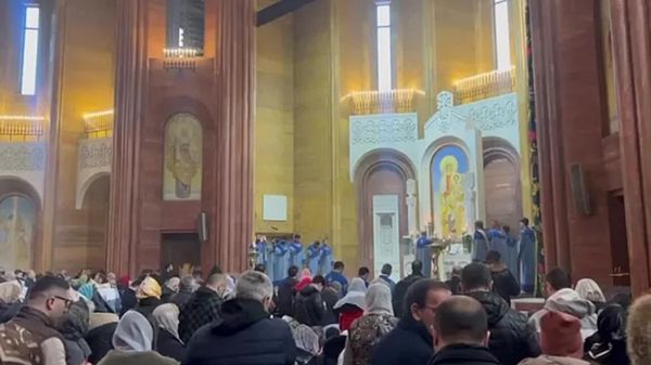 Всеармянский молебен за армянских пленных прошел в московском Кафедральном соборе Преображения Господня - Sputnik Армения
