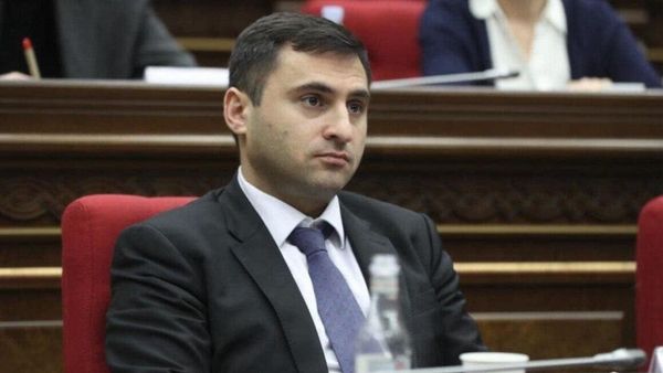 Главой Министерства внутренних дел и коммуникаций назначен заместитель начальника управления координации штаба Пашиняна Армен Даниелян - Sputnik Армения