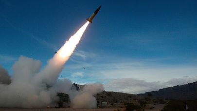 Испытания с боевой стрельбой на ракетном полигоне Уайт-Сэндс (14 декабря 2021). Северная Каролина