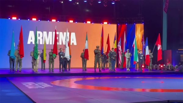 В Ереване стартовал 37-й Армейский чемпионат мира по борьбе среди военнослужащих - Sputnik Армения