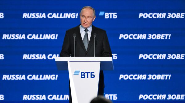 Президент Владимир Путин принял участие в инвестиционном форуме ВТБ Россия зовет! - Sputnik Армения
