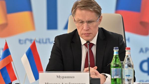 Министр здравоохранения РФ Михаил Мурашко на армяно–российском медицинском форуме (16 декабря 2024). Еревaн - Sputnik Армения