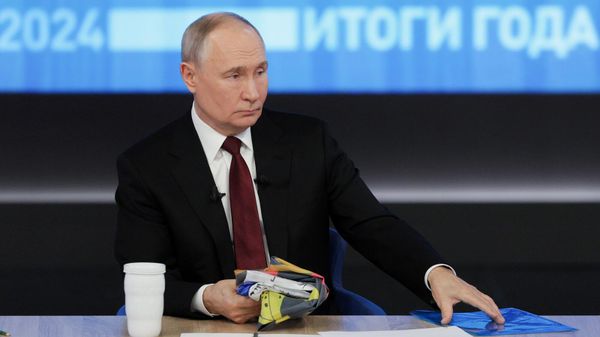 Президент РФ Владимир Путин проводит специальную программу Итоги года с Владимиром Путиным (19 декабря 2024). Москвa - Sputnik Армения