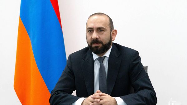 Выступление министра иностранных дел, и.о. председателя CSAP Арарата Мирзояна на 49-м заседании Совета министров иностранных дел CSAP по видеосвязи (19 декабря 2024). Еревaн - Sputnik Армения