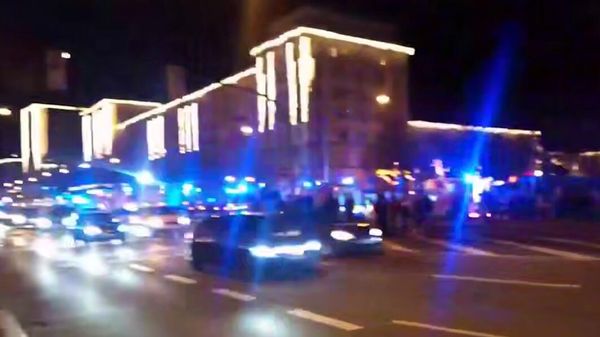 В Германии машина наехала на Рождественскую ярмарку - Sputnik Армения