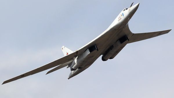 Стратегический бомбардировщик-ракетоносец Ту-160 - Sputnik Армения