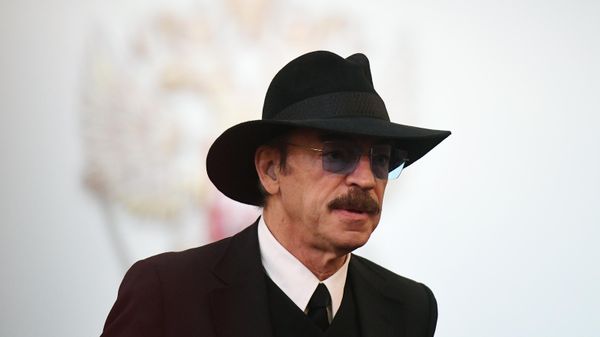Актер Михаил Боярский перед началом церемонии инаугурации президента РФ (7 мая 2018). Москвa - Sputnik Армения
