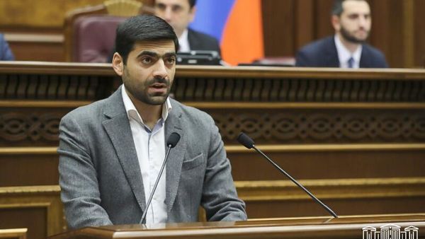 Մհեր Սահակյան - Sputnik Արմենիա