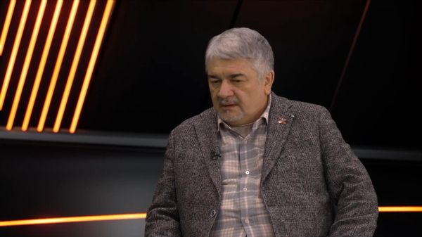 Ищенко прокомментировал подписание Арменией хартии о стратегическом партнерстве с США - Sputnik Армения