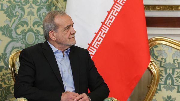 Президент Ирана Масуд Пезешкиан - Sputnik Армения