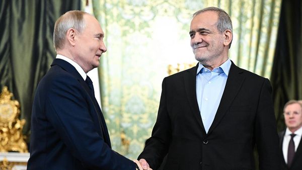 Վլադիմիր Պուտինը և Մասուդ Փեզեշքիանը - Sputnik Արմենիա