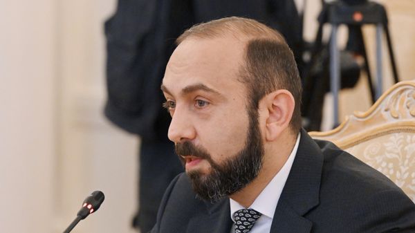 Главы МИД РФ и Армении Сергей Лавров и Арарат Мирзоян на встрече (21 января 2025). Москва - Sputnik Армения