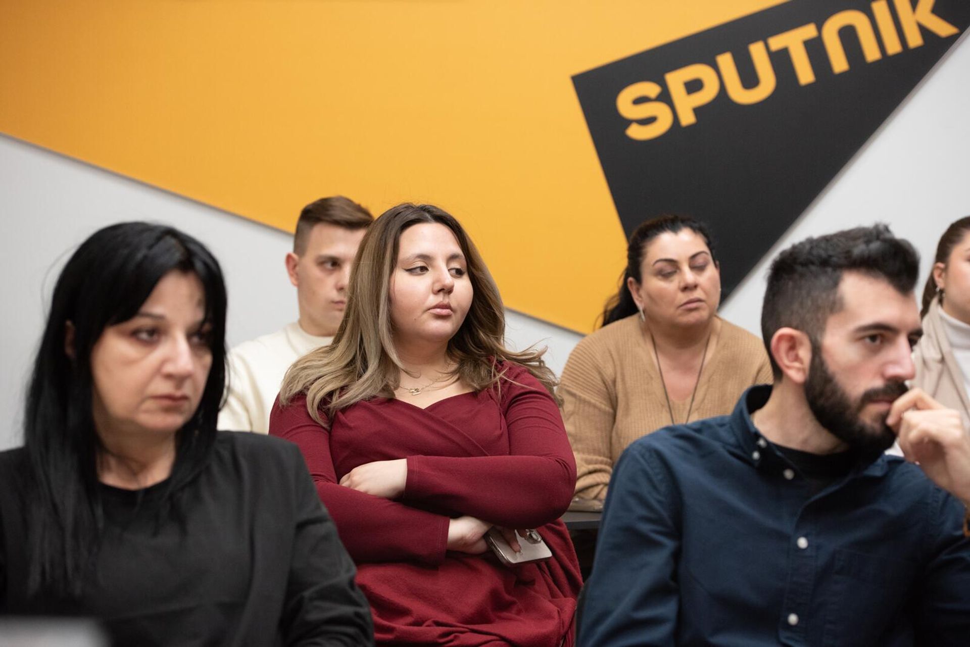 Мастер-класс проекта SputnikPro на тему Фотография как новость (21 января 2025). Еревaн Мастер-класс проекта SputnikPro на тему Фотография как новость (21 января 2025). Еревaн - Sputnik Армения, 1920, 21.01.2025