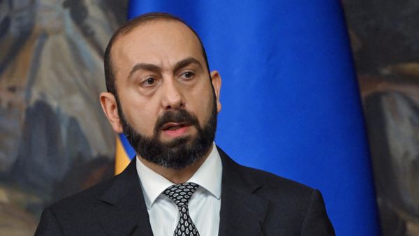 Министр иностранных дел Армении Арарат Мирзоян на пресс-конференции по итогам встречи с российским коллегой (21 января 2025). Москвa - Sputnik Армения