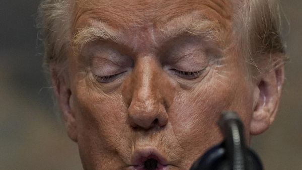 Президент Дональд Трамп выступает в зале Рузвельта Белого дома (21 января 2025). Вашингтон - Sputnik Армения