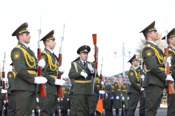Празднование Дня армии на территории министерства обороны Армении - Sputnik Армения