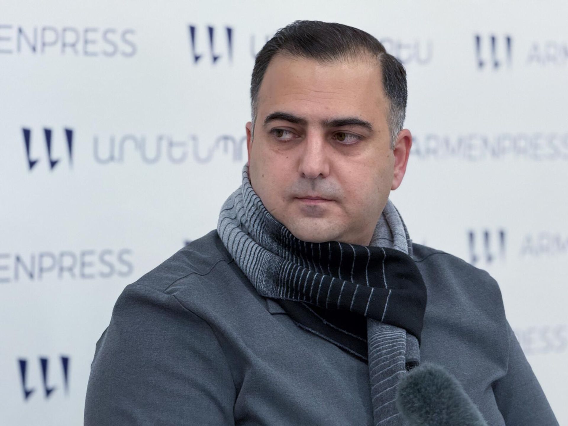 Руководитель AMADEE24 Mars Analog Scientific Mission Armenia, основатель Армянского космического форума Айк Асланян на пресс-конференции (29 января 2025). Еревaн - Sputnik Армения, 1920, 29.01.2025