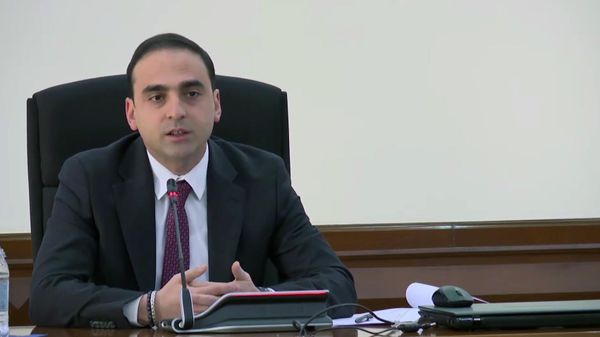 Վերադարձ 100 դրամների համակարգ ուղղակի անհնարին է. Տիգրան Ավինյան - Sputnik Արմենիա