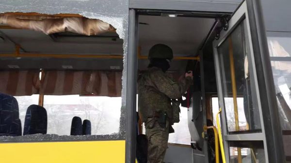 Дети, пострадавшие после атаки дрона ВСУ по школьному автобусу в Запорожской области, — в состоянии средней степени тяжести - Sputnik Армения