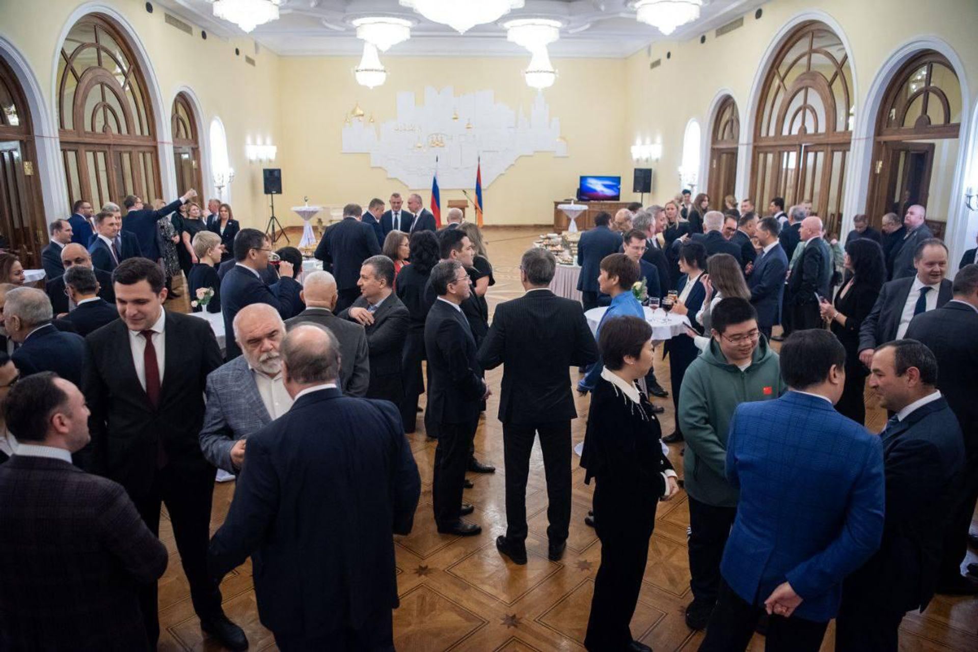 Дружеский прием по случаю Дня дипломатического работника  в Посольстве России в Армении (7 февраля 2025). Еревaн - Sputnik Армения, 1920, 09.02.2025