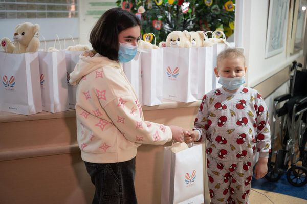 12-летняя Люсия Багманян в Центре детской онкологии и заболеваний крови 12-летняя Люсия Багманян в Центре детской онкологии и заболеваний крови - Sputnik Армения