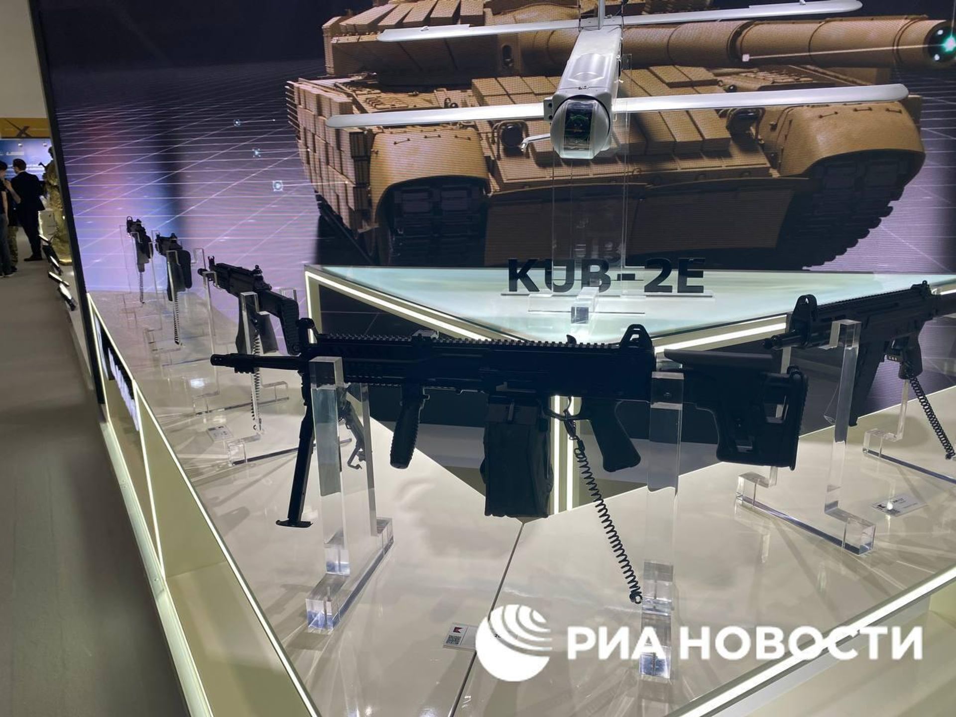 Россия представила экспортную версию танка Т-90МС, комплекс ПВО Панцирь-СМД-Е, а также новые версии автоматов АК-12 и АК-15 на оборонной выставке IDEX 2025 (17 февраля 2025). Абу-Даби - Sputnik Արմենիա, 1920, 17.02.2025