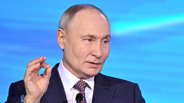 Президент Владимир Путин принял участие в работе Форум будущих технологий  - Sputnik Армения