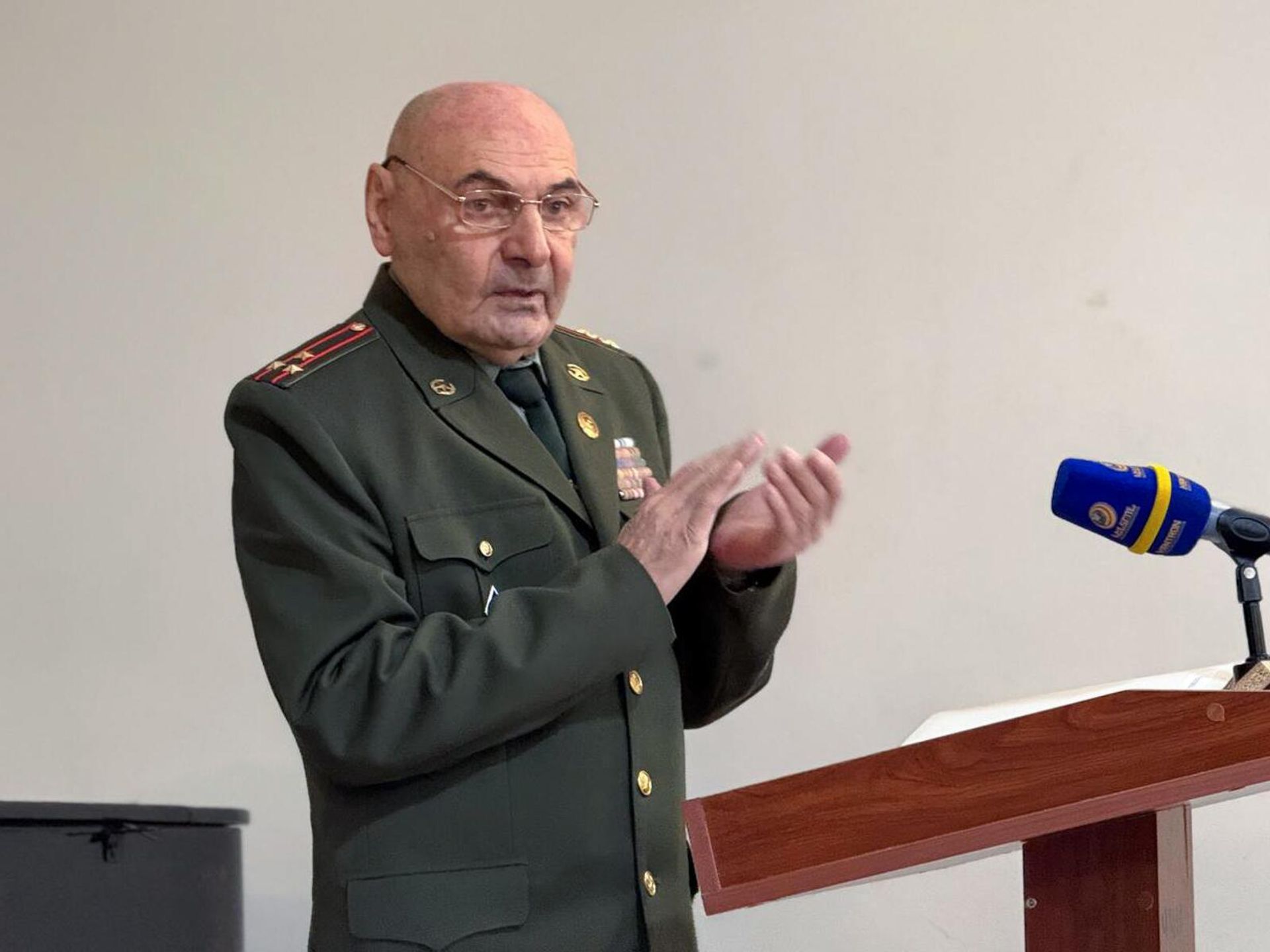 Председатель Объединения ветеранов Армении им. маршала Баграмяна Симон Есаян на открытии Центра Боевой Славы - музея маршала Ованнеса (Ивана) Баграмяна (23 февраля 2025). Еревaн - Sputnik Армения, 1920, 23.02.2025