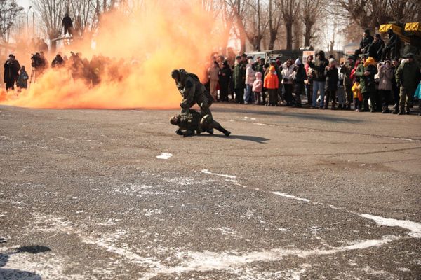 Показательные выступления военных. День открытых дверей на российской военной базе (23 февраля 2025). Гюмри - Sputnik Армения