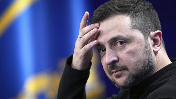 Президент Украины Владимир Зеленский выступает на пресс-конференции (23 февраля 2025). Киев - Sputnik Армения
