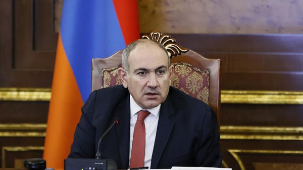 Премьер-министр Никол Пашинян на совещании по судебным и правовым реформам на 2022-2026 годы (25 февраля 2025). Еревaн - Sputnik Армения
