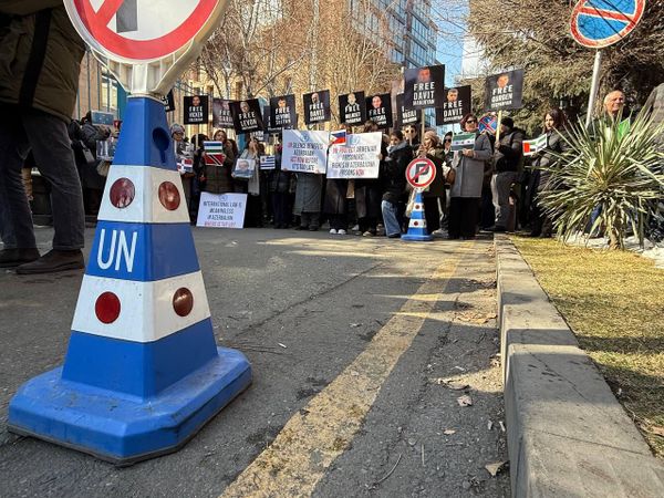 Ցուցարարները՝ Երևանում ՄԱԿ-ի ներկայացուցչության մոտ - Sputnik Արմենիա