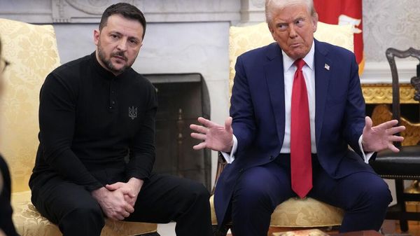 Президент США Дональд Трамп и президент Украины Владимир Зеленский на встрече в Овальном кабинете Белого дома (28 февраля 2025). Вашингтон - Sputnik Армения