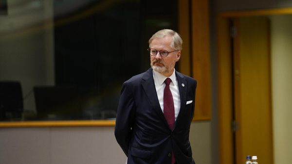 Премьер-министр Чехии Петр Фиала перед началом заседания Европейского совета (19 декабря 20240ю Брюссель - Sputnik Армения