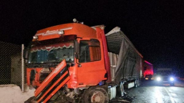 ДТП с потерпевшими на автодороге Ахтанак-Алаверди (4 марта 2025). Лори - Sputnik Արմենիա