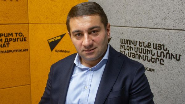Наири Саркисян в гостях радио Sputnik - Sputnik Армения