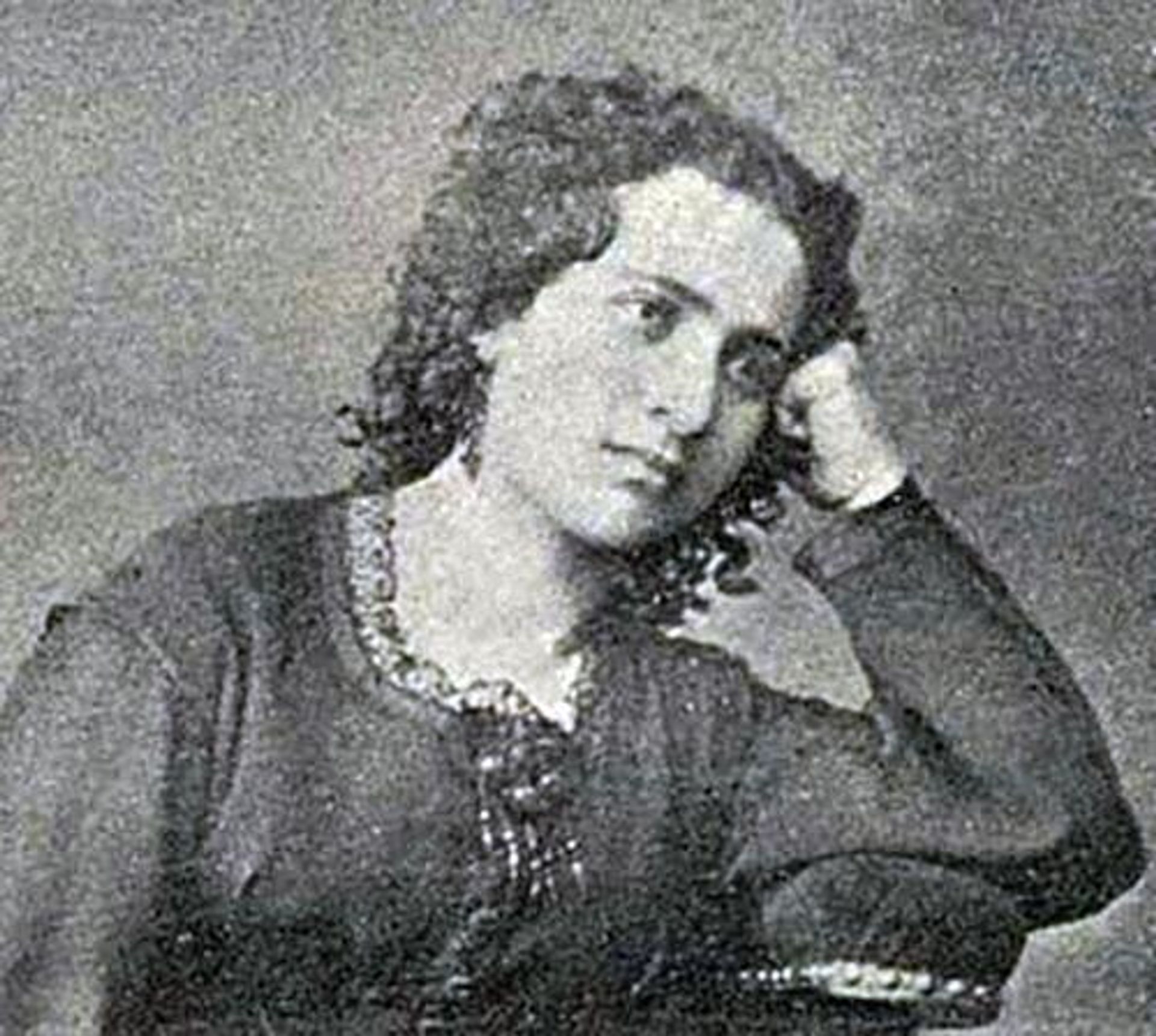 Армянская феминистка в Османской империи Србуи Тюсаб (Ваганян) (1840-1901) Армянская феминистка в Османской империи Србуи Тюсаб (Ваганян) (1840-1901) - Sputnik Армения, 1920, 06.03.2025