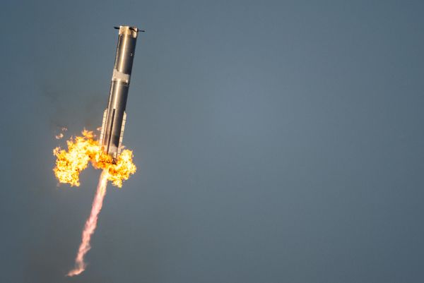 SpaceX Starship Flight 8 կրող հրթիռի վերադարձը - Sputnik Արմենիա