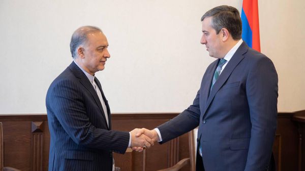 Председатель Высшего судебного совета Артур Атабекян принял посла Ирана в Армении Мехди Собхани (10 марта 2025). Еревaн - Sputnik Արմենիա