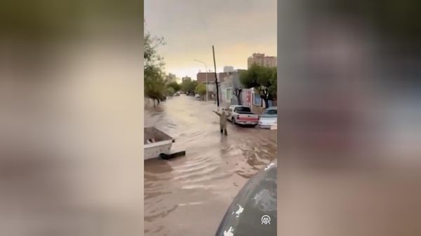 В городе Баия-Бланка в провинции Буэнос-Айрес из-за сильных дождей произошло наводнение - Sputnik Армения