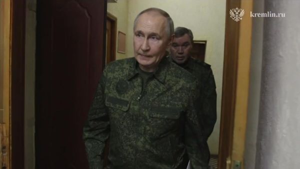 «Освобождено более 1100 квадратных километров территории», — начальник Генштаба ВС РФ Герасимов доложил Путину об освобождении Курской области - Sputnik Արմենիա