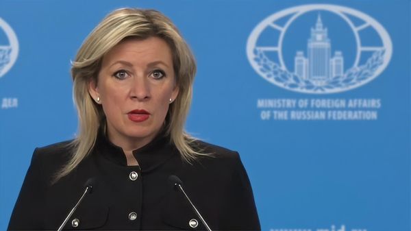 Мария Захарова во время еженедельного брифинга (13 марта 2025). Москва - Sputnik Армения