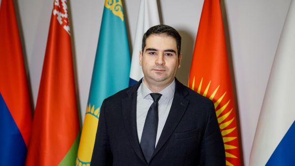 Заместителем директора Департамента торговой политики ЕЭК назначен Константин Бегиджанов  - Sputnik Армения