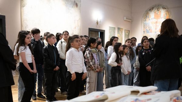 Շուրջ 40 տավուշցի երեխաներ հյուրընկալվեցին Հայաստանի ազգային պատկերասրահում - Sputnik Արմենիա