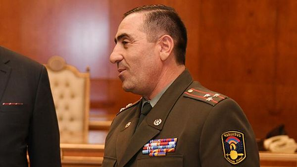 Президент Армен Саркисян присвоил звание генерал-майора полковнику Армену Арутюняну (11 ноября 2019). Еревaн - Sputnik Армения