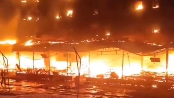 На горнолыжном курорте Улудаг в Турции сгорел временно не действующий отель - Sputnik Армения