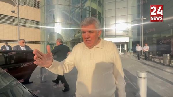 Глава Союза армян России Ара Абрамян заявил, что знает, в чем причина его задержки в аэпропорту Звартноц - Sputnik Армения