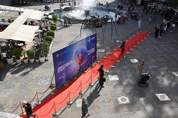 Открытие Фестиваля российского кино Армения 2025 (4 апреля 2025). Еревaн Открытие Фестиваля российского кино Армения 2025 (4 апреля 2025). Еревaн - Sputnik Армения