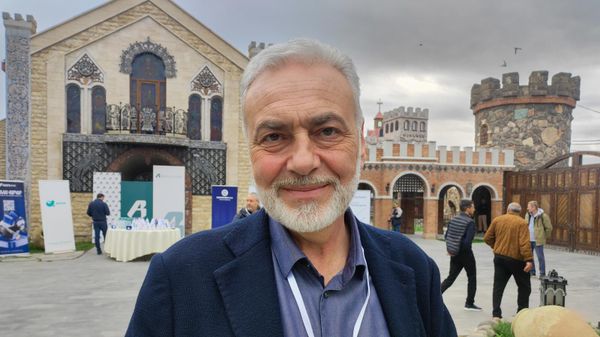 Основатель винодельни “Ван Арди” (Арагацотнская область) Варужан Мурадян - Sputnik Армения