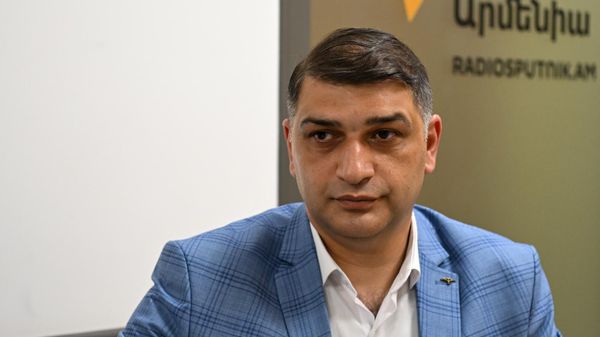 Մհեր Աբրահամյան - Sputnik Արմենիա